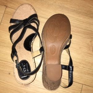 Boc Black Wedge Sandals Size 9 1/2